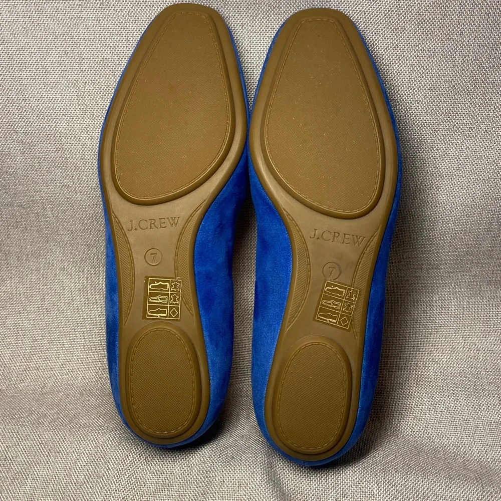 Women's Suede Penny Loafers in Royal Blue. Size 7